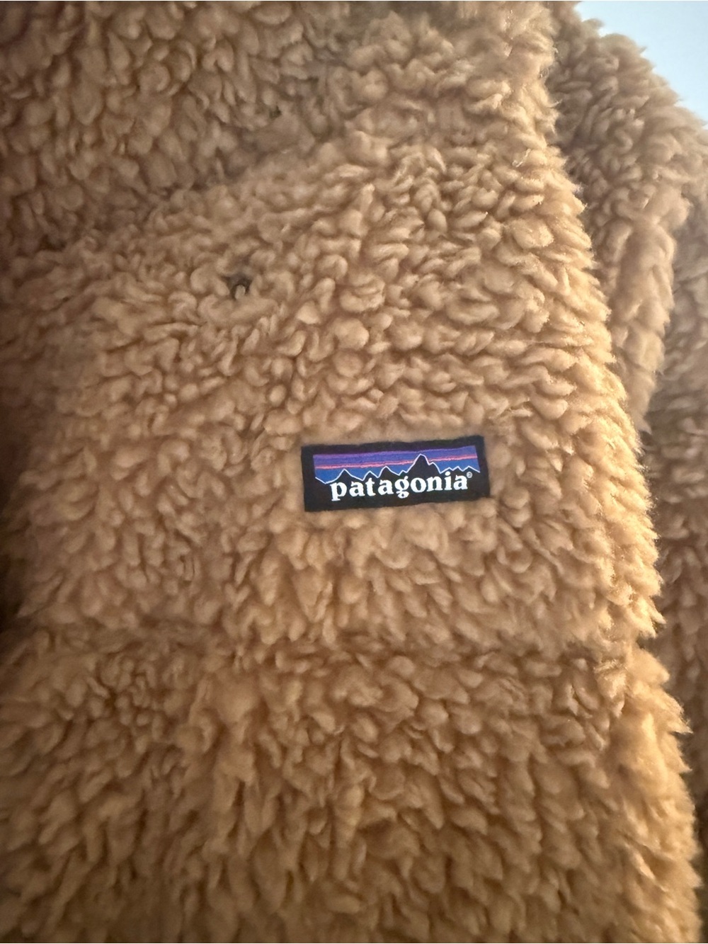 NWT PATAGONIA Bearfoot Tan High Pile Fleece Down Puffer Women Jacket - Picture 7 of 7